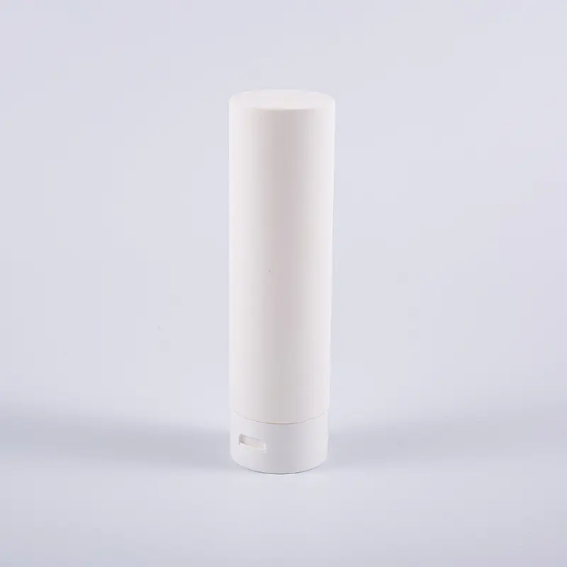 Fehér Soft Touch kerek, fordított 180 ml-es PE hajbalzsam tisztító flakon, felhajtható kupakkal Fehér Soft Touch kerek, fordított 180 ml-es PE hajbalzsam tisztító flakon, felhajtható kupakkal