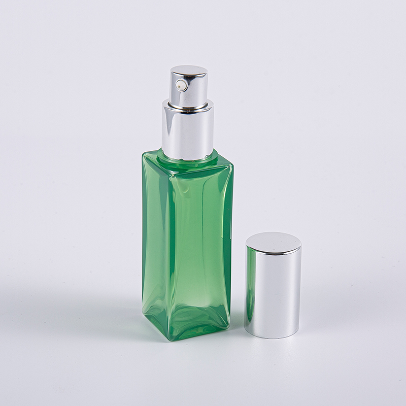 Utazásra használható hidratáló arcápolók 30 ml-es PETG Square Lotion palack Utazásra használható hidratáló arcápolók 30 ml-es PETG Square Lotion palack