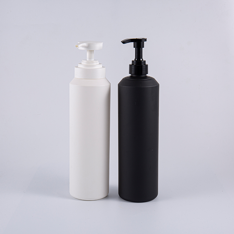 Fehér és fekete Soft Touch kerek, nagy méretű 1000 ml-es PE tisztító pumpás flakon