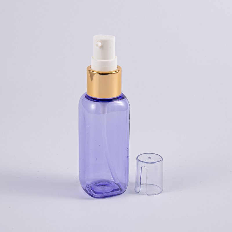 Utazáshoz használható 50 ml-es Petg négyzet alakú palack pumpával